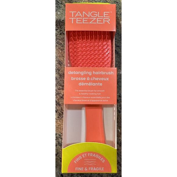 Tangle Teezer Other - Tangle Teezer The Ultimate Detangling Brush Dry and Wet Hair Brush Detangler NEW